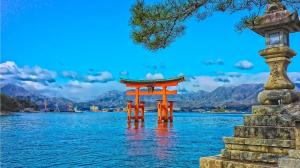 itsukushima-shrine-ina-bay-in-japan-hdr